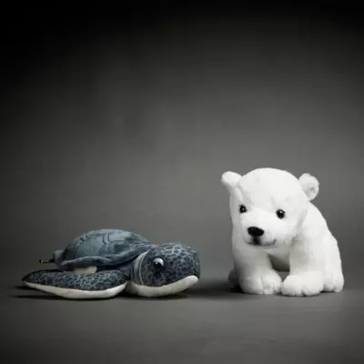 National Geographic Polar Bear Cub Medium Soft Toy 4 National Geographic Polar Bear Cub Medium Soft Toy - Image 2