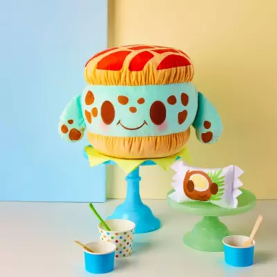 Disney Store Squirt Concha Bread Ice Cream Sandwich Disney Munchlings Gourmet Goodies Medium Soft Toy, Finding Nemo 4 Disney Store Squirt Concha Bread Ice Cream Sandwich Disney Munchlings Gourmet Goodies Medium Soft Toy, Finding Nemo - Image 2