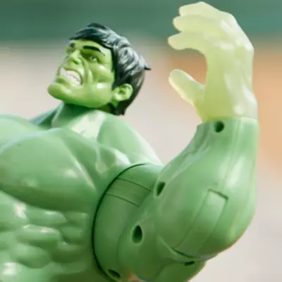 Disney Store Hulk Power Icons Talking Action Figure 5 Disney Store Hulk Power Icons Talking Action Figure - Image 3