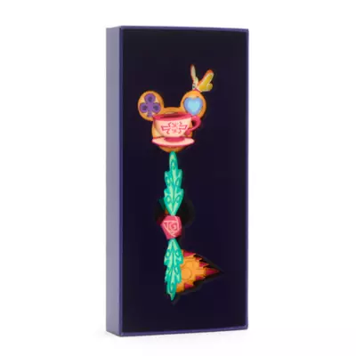 Disney Store Mickey Mouse The Main Attraction Opening Ceremony Key, 3 Of 12 6 Disney Store Mickey Mouse The Main Attraction Opening Ceremony Key, 3 Of 12 - Image 4