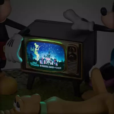 Mickey And Minnie Light-Up And Sound Living Magic Disney100 Eras Figurine 8 Mickey And Minnie Light-Up And Sound Living Magic Disney100 Eras Figurine - Image 6