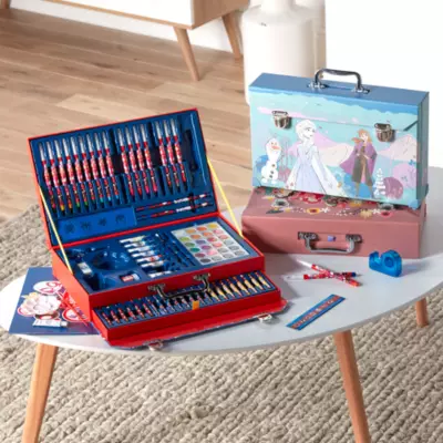 Disney Store Spider-Man Deluxe Art Kit 4 Disney Store Spider-Man Deluxe Art Kit - Image 2